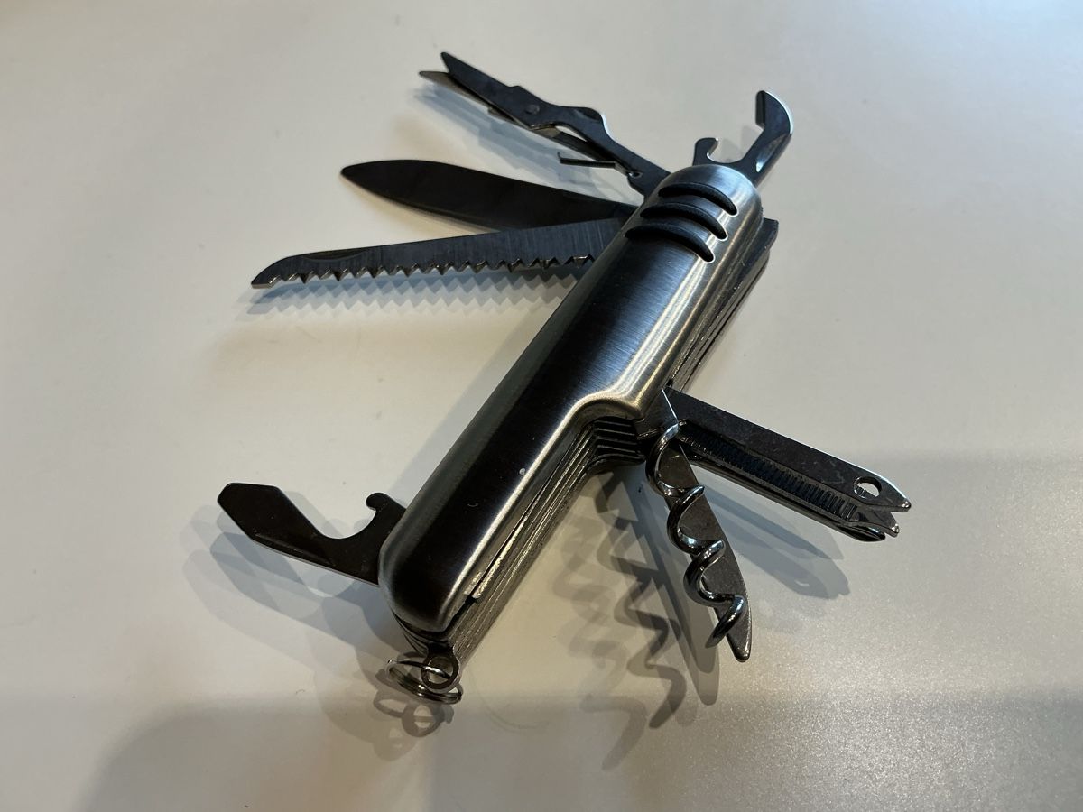 Coltelli tascabile: Multifunktionswerkzeug Taschenmesser mit Kompass im Etui, – Nuovo (secondo la descrizione) da Hedingen venduto da Juniswiss 2