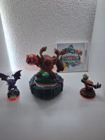 Skylanders Giants 3DS Game + Figuren Bundle, Top Zustand!