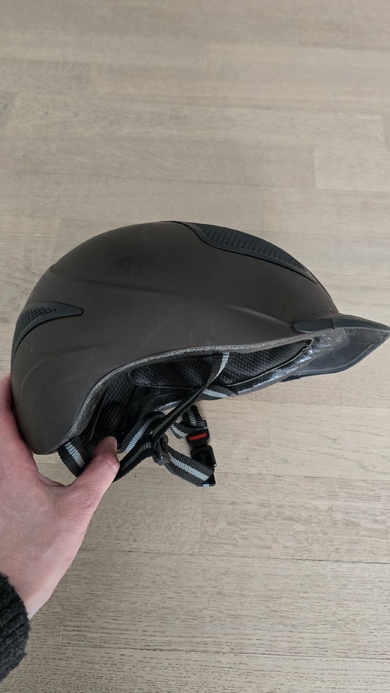 Uvex Helme: Uvex Reithelm Grösse 52-55cm – Gebraucht aus Rupperswil von Bella_