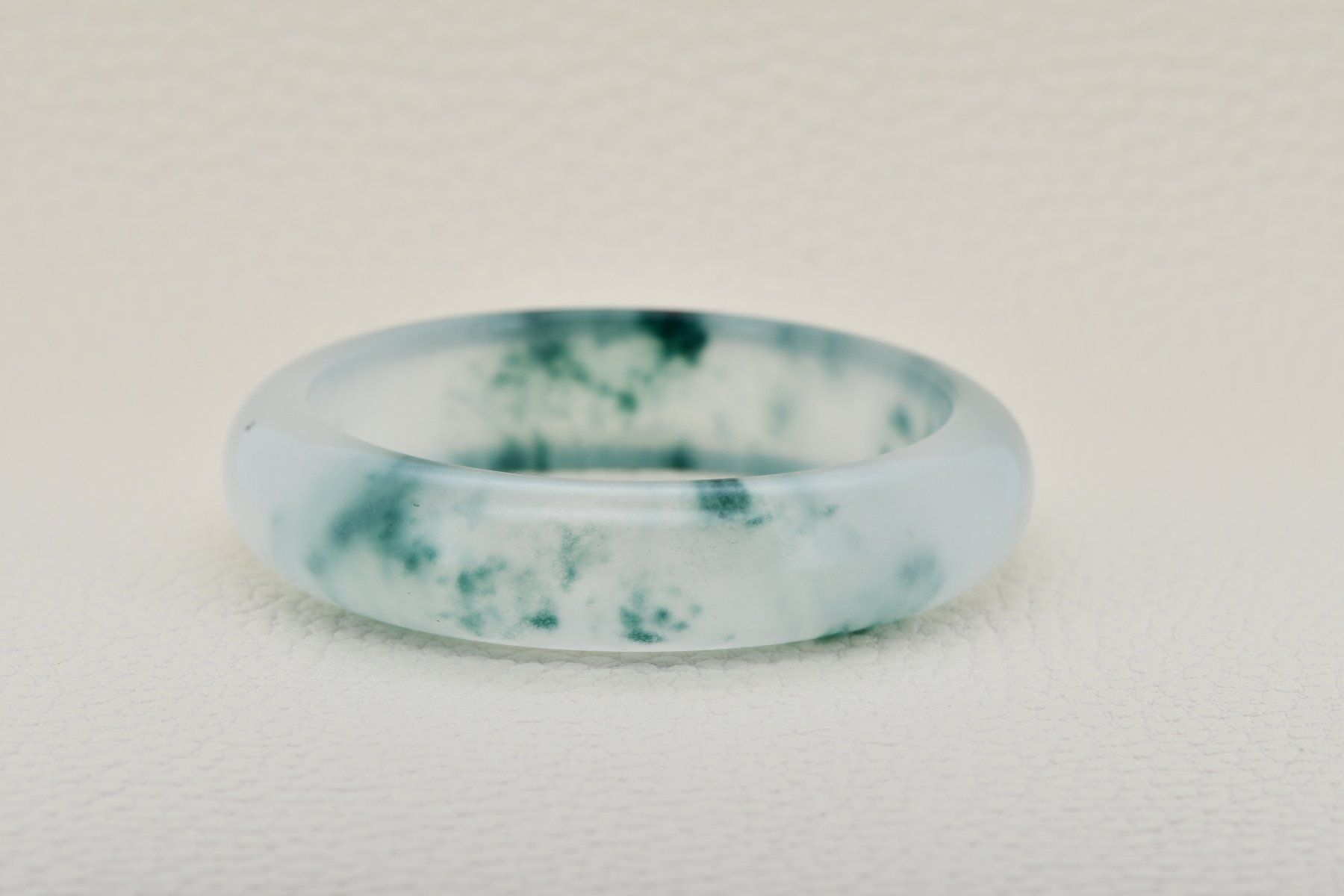 Bracciali & Braccialetti: Bracelet en jade – Usato da Lyss venduto da Hiel 1
