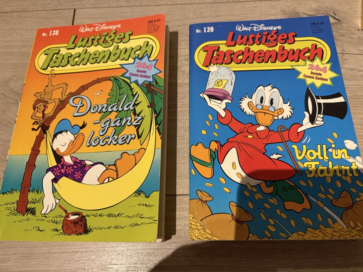 BD: Lustiges Taschenbuch 2 stück – D'occasion à Herzogenbuchsee par warrior77