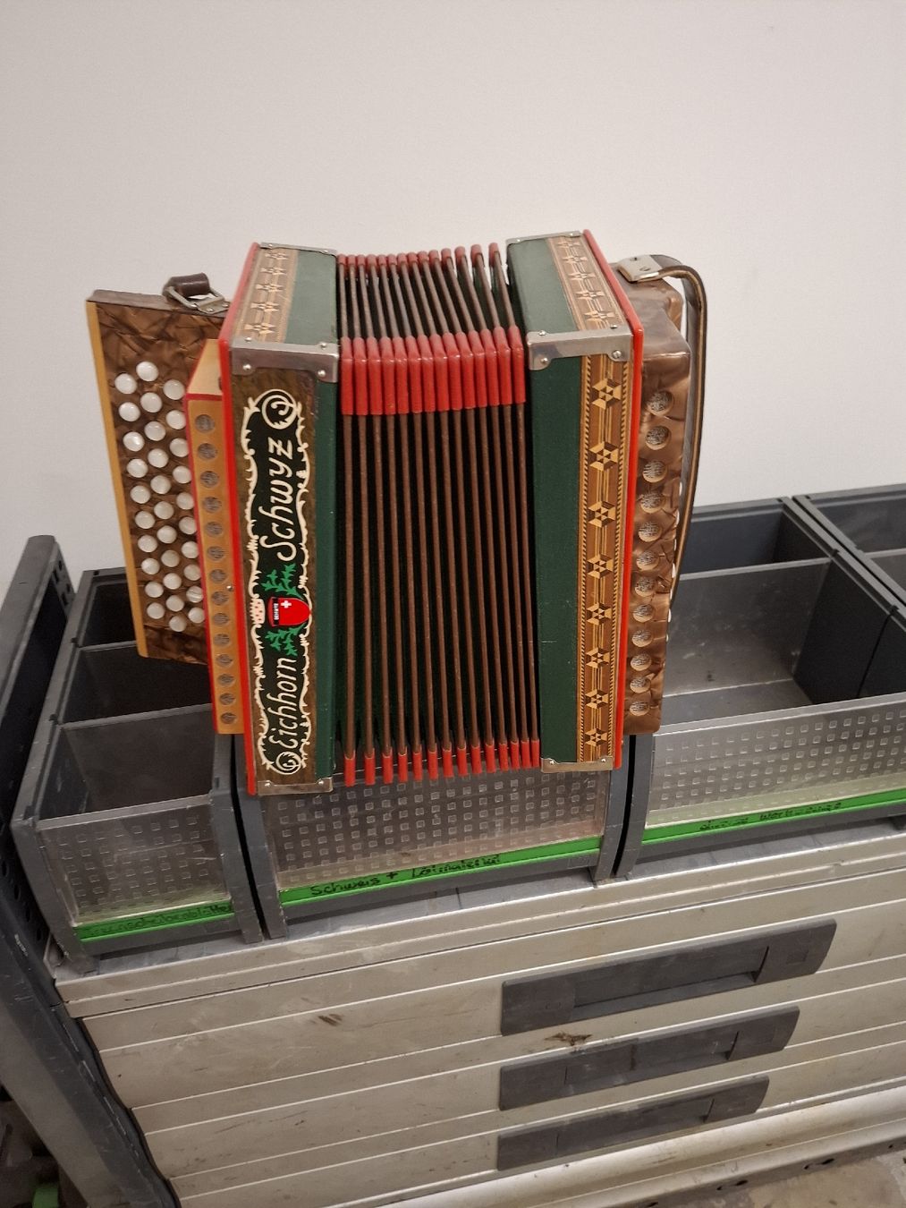 Eichhorn Musikinstrumente: Eichhorn orgeli – Gebraucht aus Villeneuve von BibiVintage 5