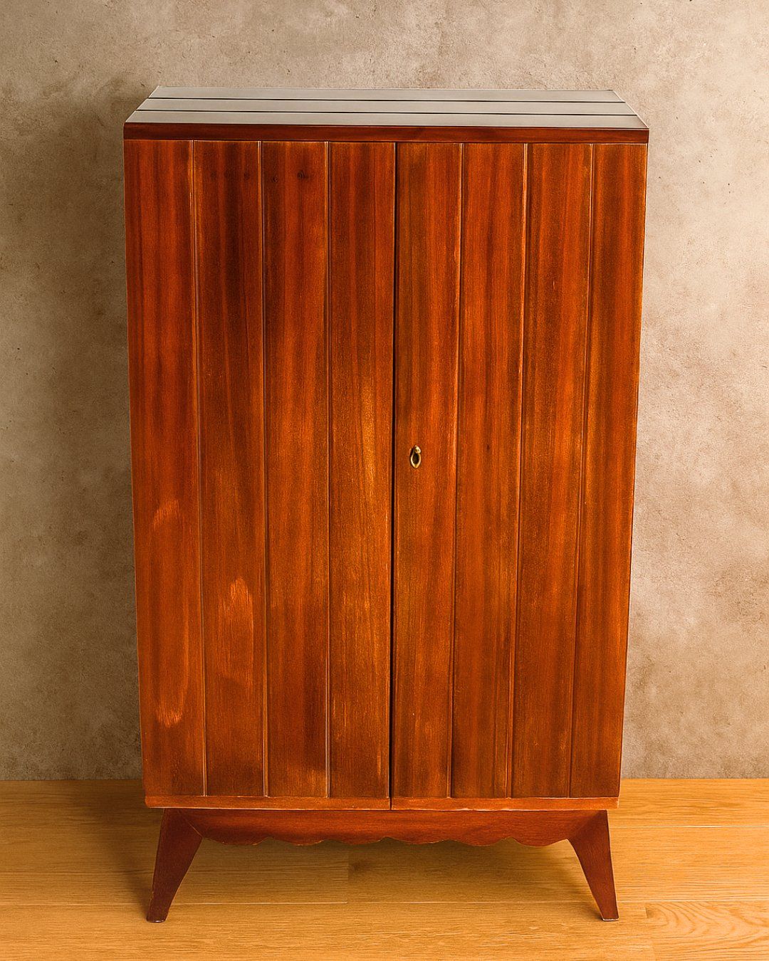 Credenze: MEUBLE BAR EXTENSIBLE – Usato da Moutier venduto da Vintage-signature 1