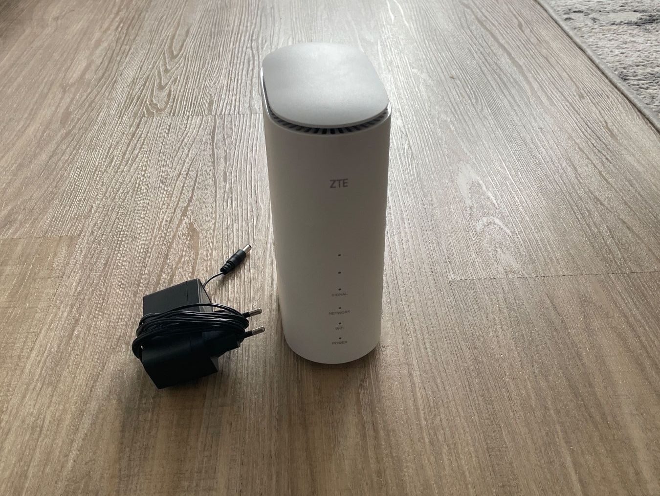 ZTE Modems & Router: ZTE HyperBox MC801A 5G Router – Gebraucht aus Dietikon von Michelo_ch