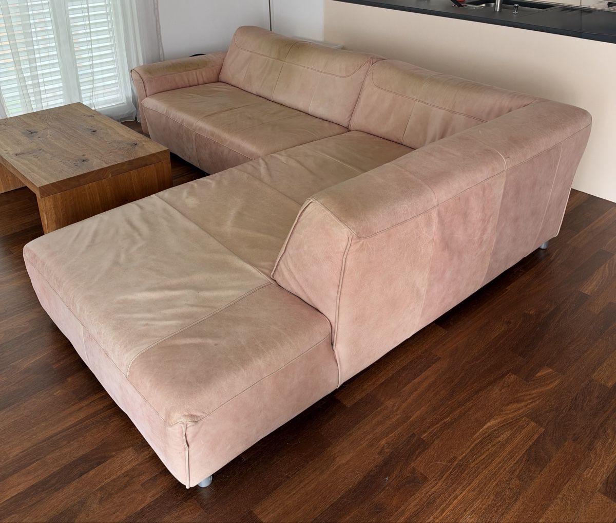 Sofas: Ecksofa Leder braun mit Hocker gebrauchter Zustand – D'occasion à Uster par pat_5mwq