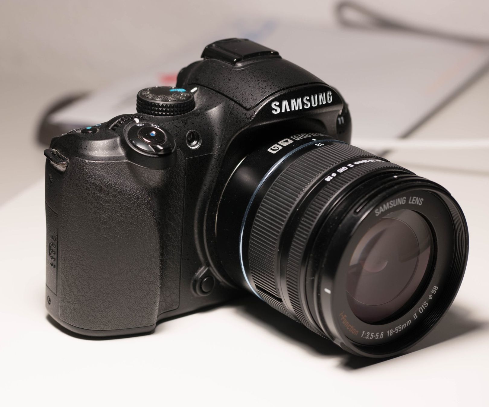 Samsung Fotocamera: Samsung NX11 Digitalkamera + 18-55mm Objektiv – Usato da Thörishaus venduto da vintagger 6