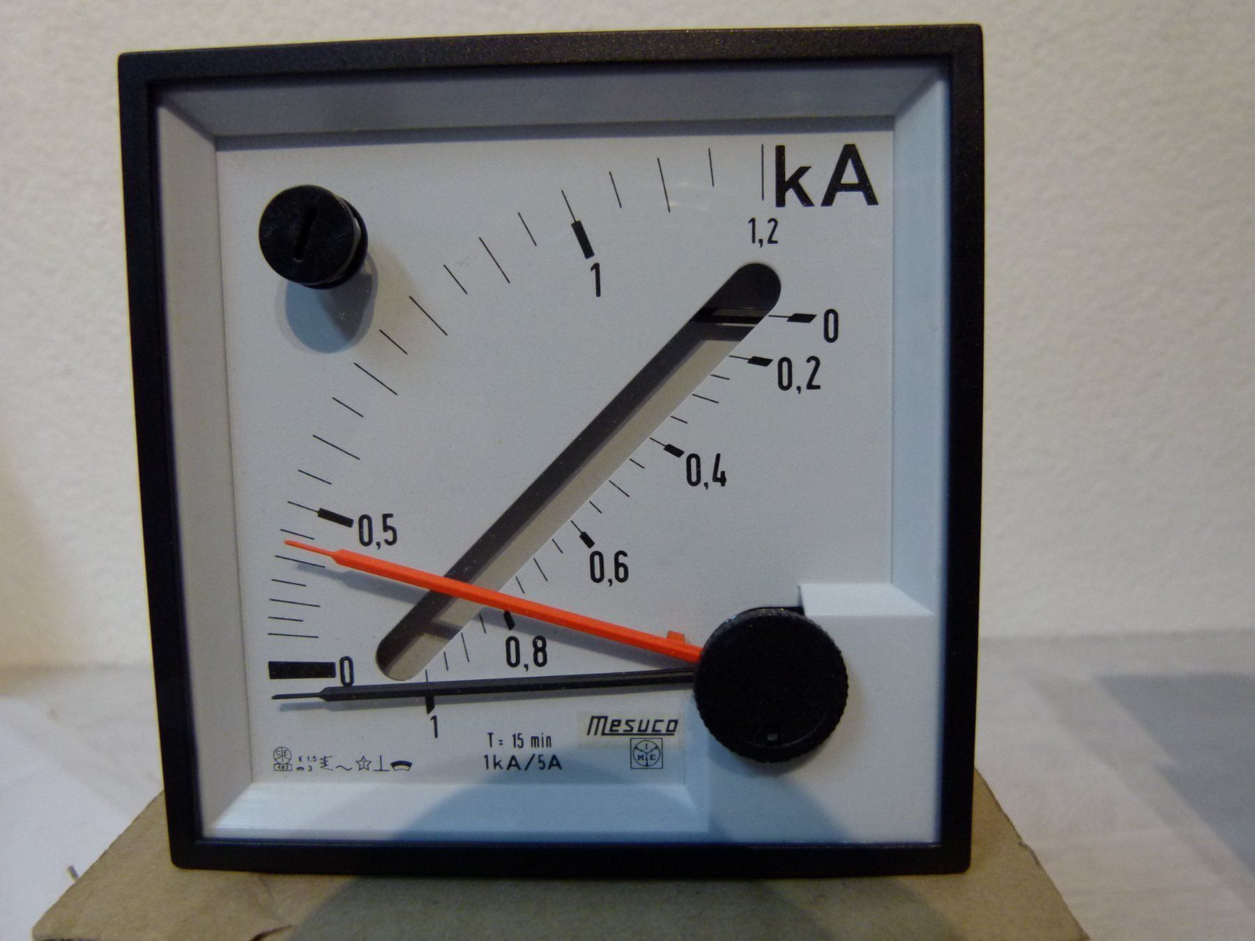 Misurare: Ampermeter 1kA/5A 96x96mm – Nuovo e nell'imballaggio originale da Uerkheim venduto da Kaufoption