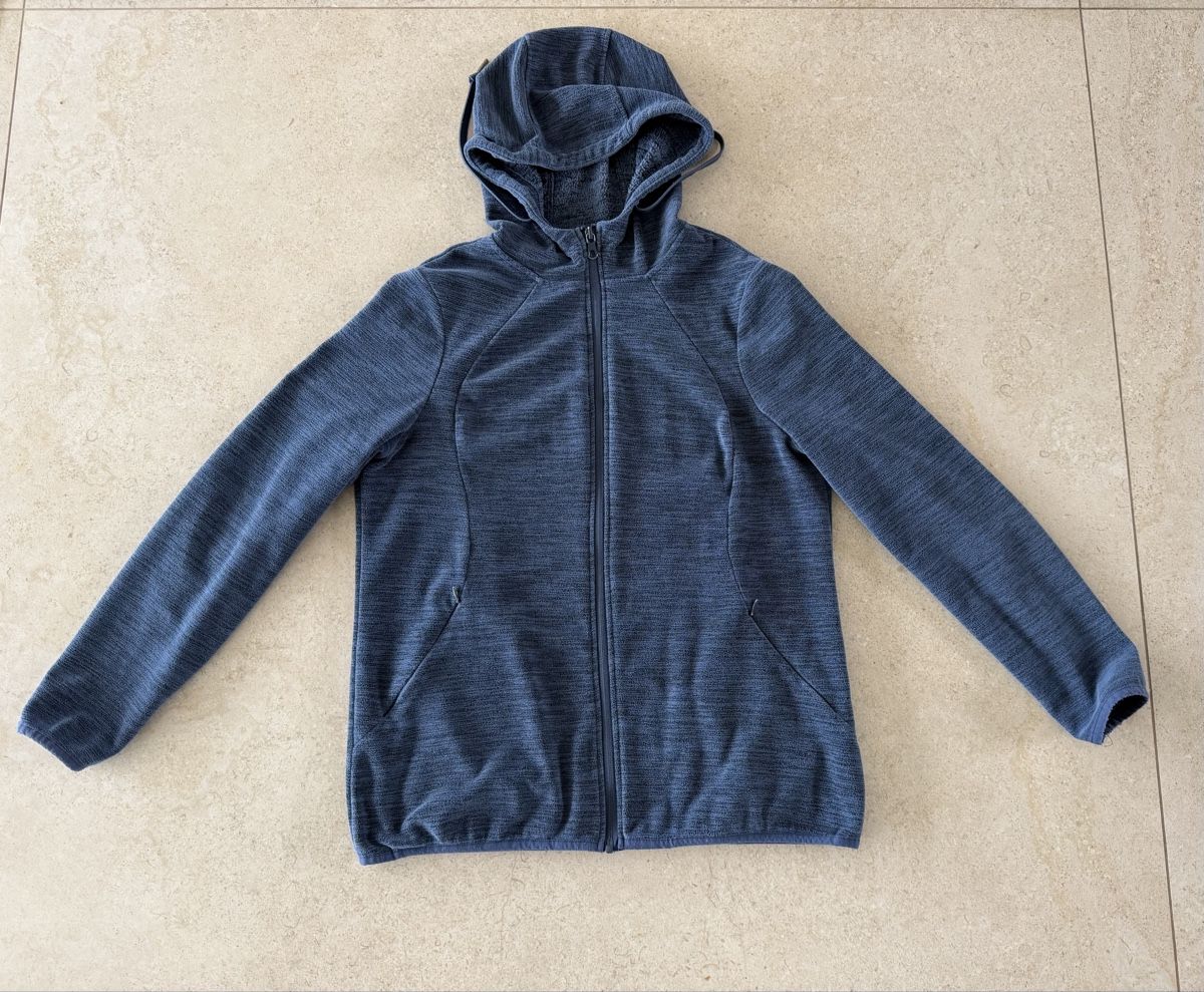 Gilet & Giacche senza maniche: Veste légère à capuche zippé bleu M – Usato da Lutry venduto da Ronaldf