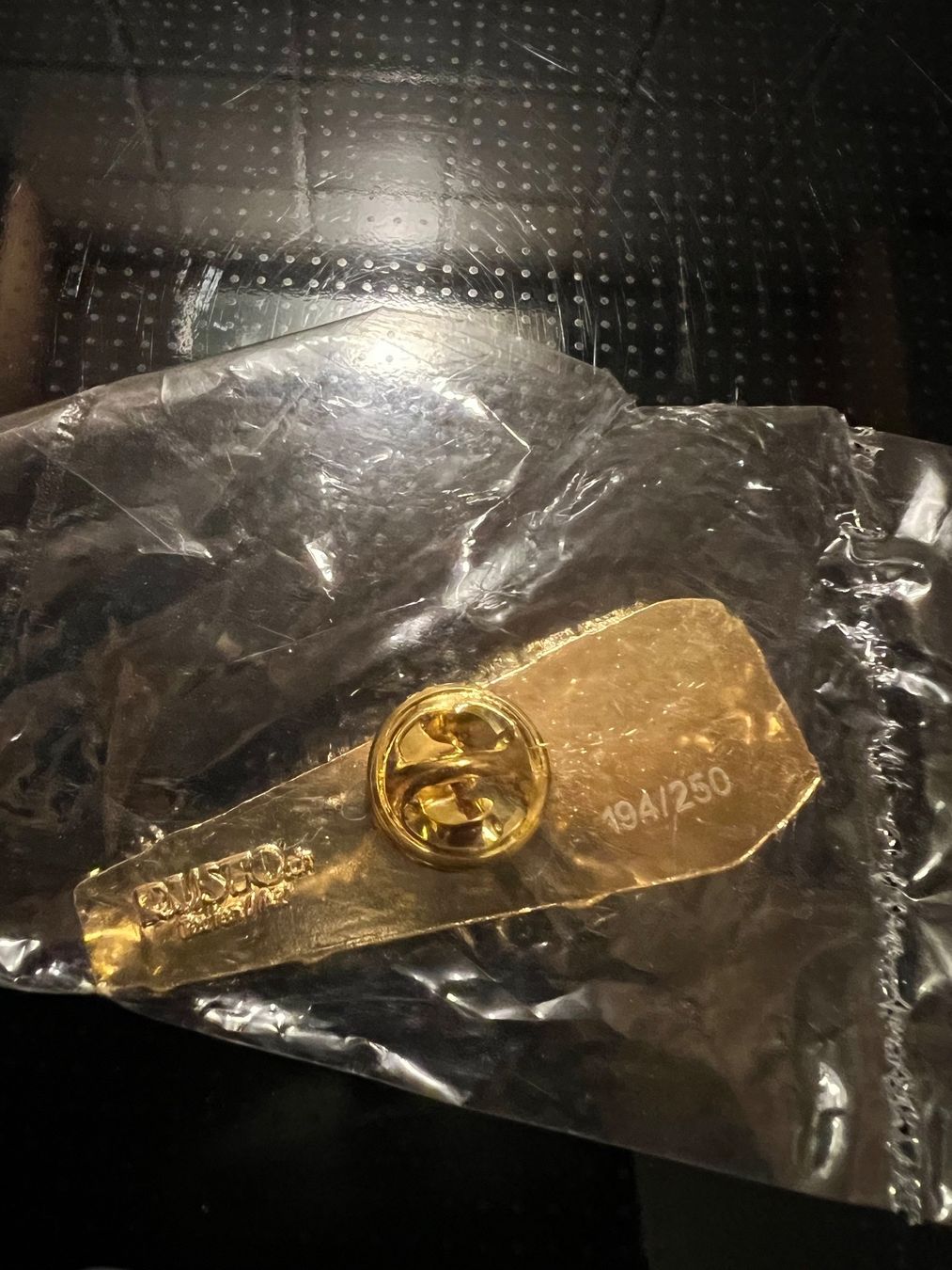 Placchette & Badge: Pins SEV bus – Nuovo e nell'imballaggio originale da Villeneuve VD venduto da patino_814 1