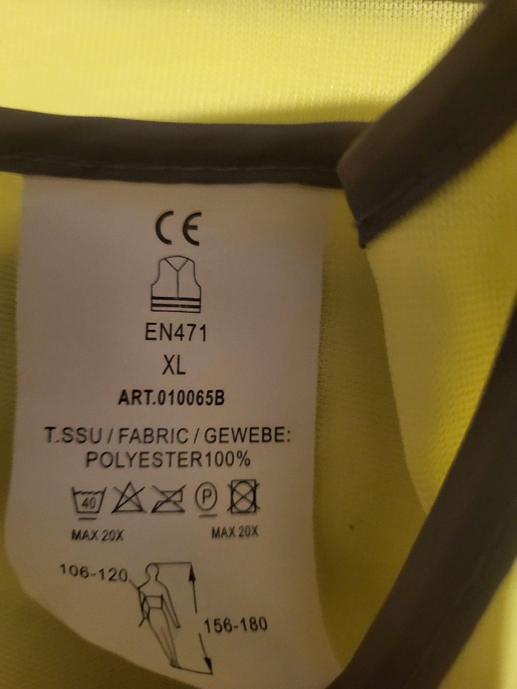 Gilets & Westen: 2 Warnwesten  – Neu (gemäss Beschreibung) aus Riniken von Daisy91 1