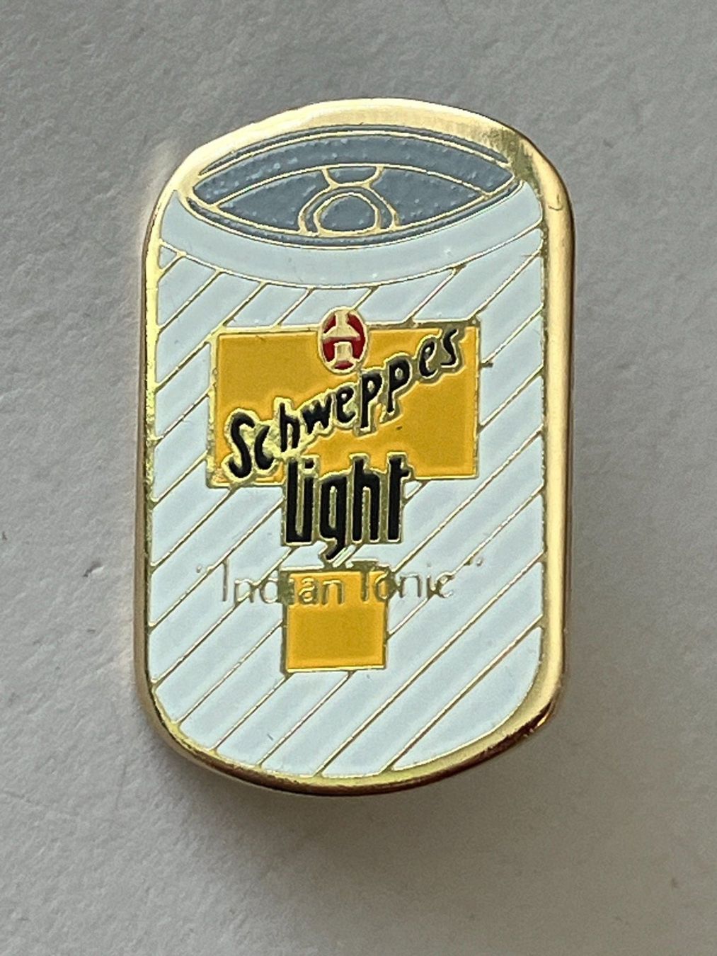 Placchette & Badge: 1 Pin Schweppes Light – Usato da Basel venduto da djwwpp
