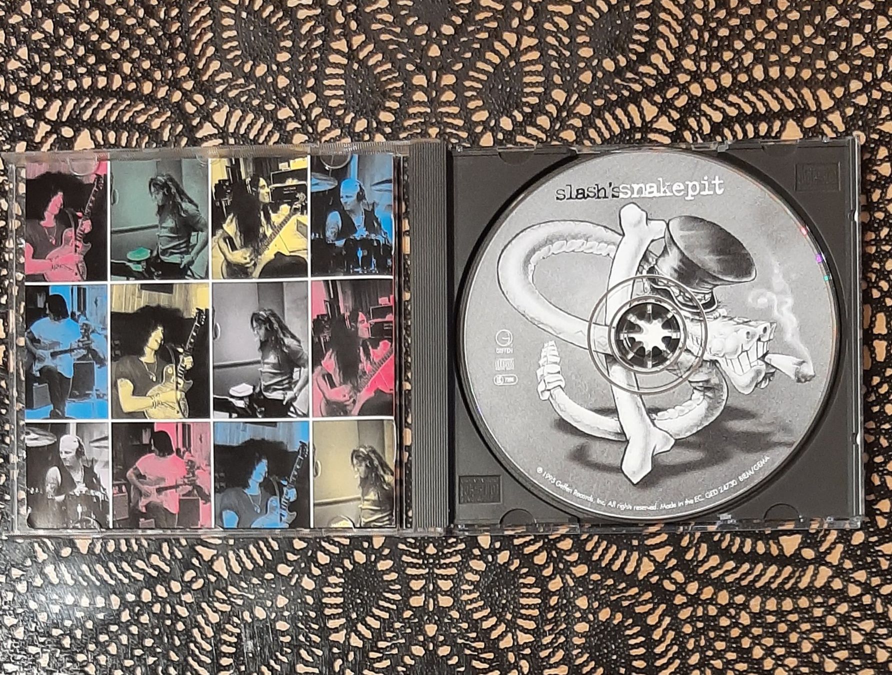 CD: Slash's Snakepit - It's Five O' Clock..., USA Hardrock 1995 – Usato da Schönenberg TG venduto da breiti12 2