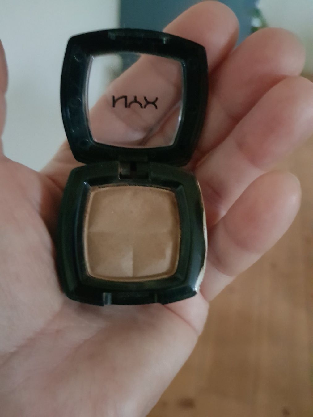 Make-up: Lidschatten NYX – Gebraucht aus Lengnau BE von Mango888 1