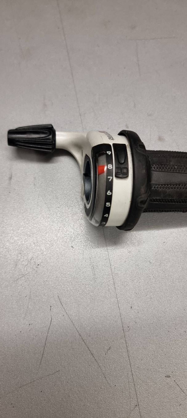 Sram Pezzi di ricambio: Sram 9.0 SL Grip Shift - Versand möglich – Usato da Seon venduto da Stibinio 3