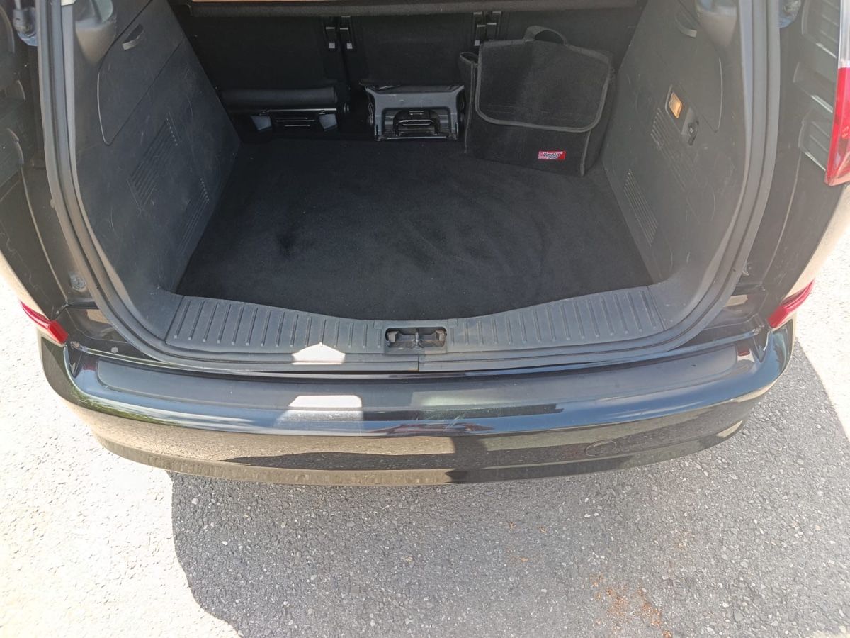 Ford Autos: Ford C-MAX expertiser  – D'occasion à Fribourg par alm_7tnw 7