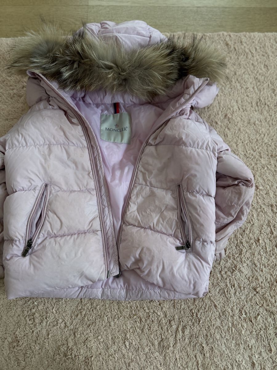 Moncler Kleiderpakete & -sets: Moncler Jacket and trousers – Gebraucht aus Kilchberg ZH von areitiou 4