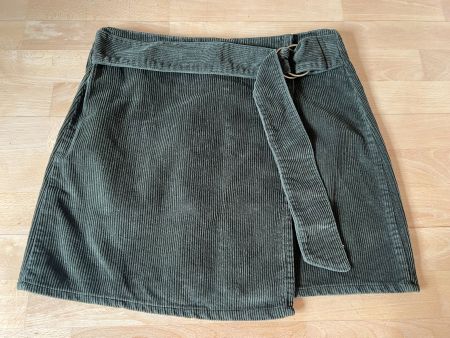 PIECES Damen Cord Rock in Gr. XL, Olivgrün