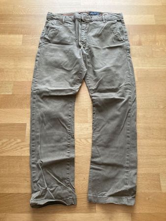 (C-E) Marfino 42 Slim Jeans