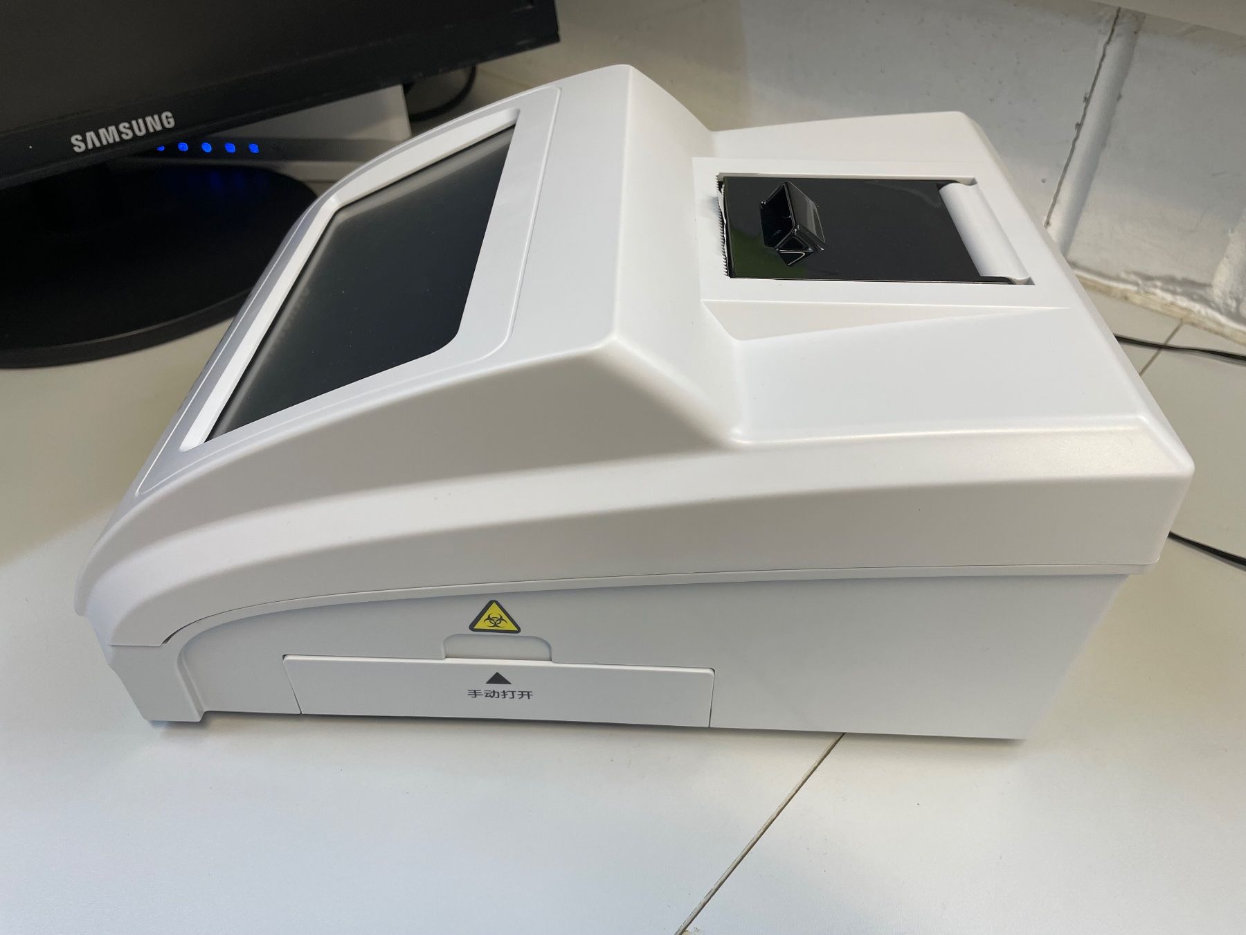 Attrezzature mediche: Bio Analyse Gerät zu Schnelltest Humanmedizin / Biotech – Nuovo e nell'imballaggio originale da Lengnau BE venduto da mar_fcb8 1
