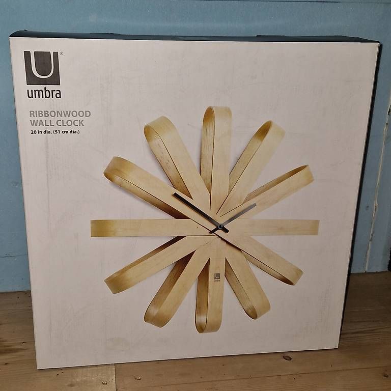 Orologi: Wunderschöne Umbra Uhr aus Holz – Usato da Bremgarten b. Bern venduto da Athinaa