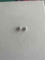 Ohren ringe mit Diamanten 