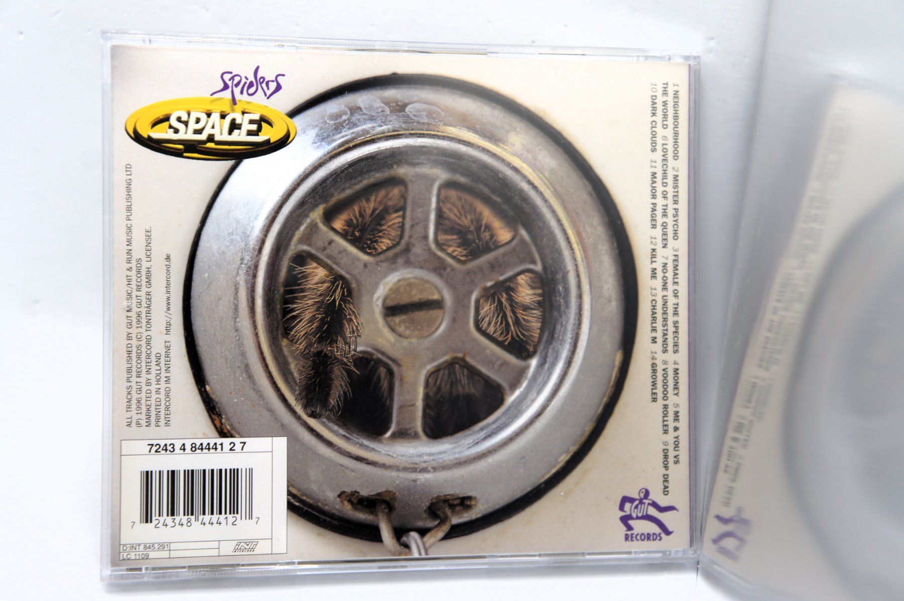 CDs: CD Space - Spiders – Gebraucht aus Ernetschwil von luisvonerni 1