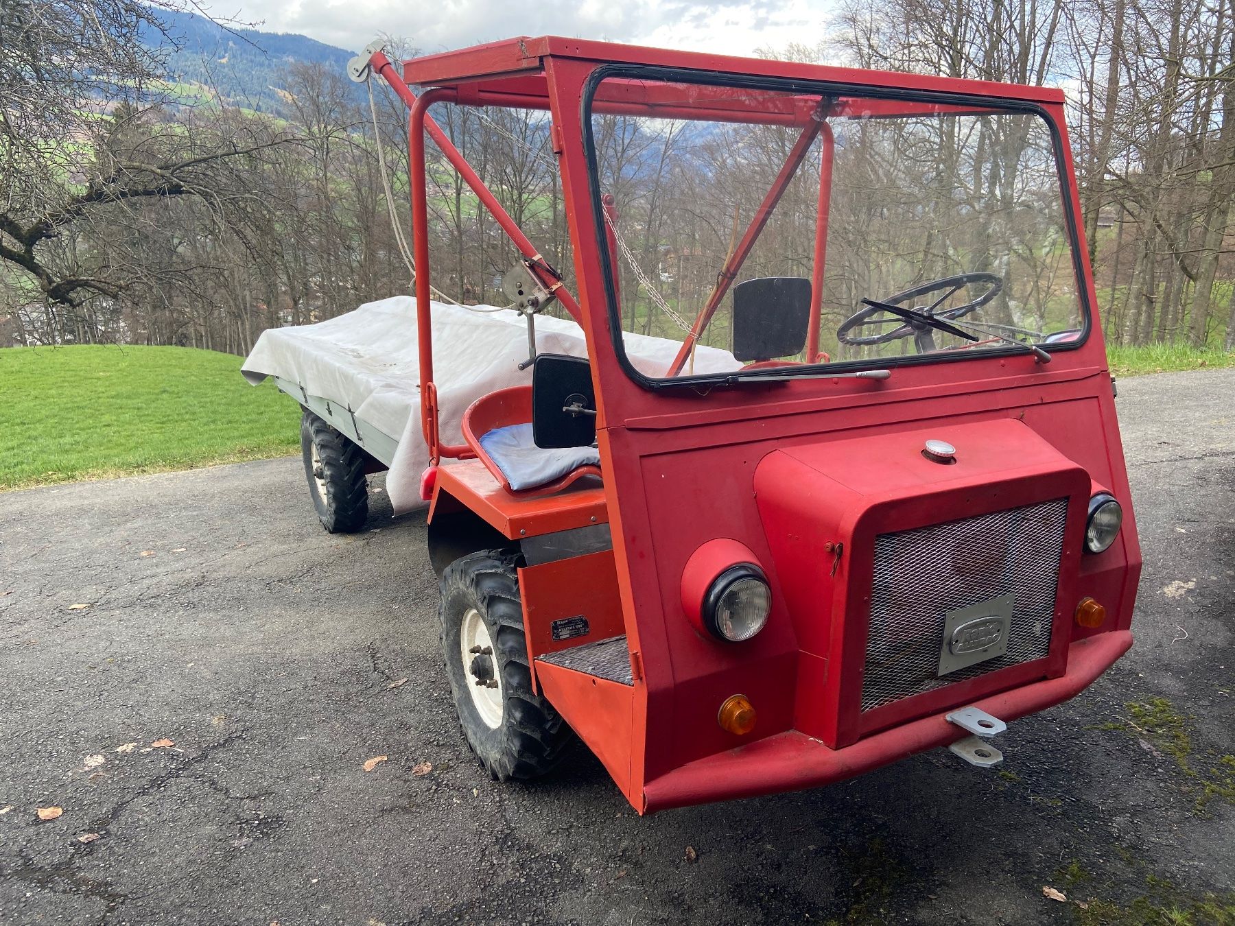 Traktoren: Rapid Alltrac 550 (Transporter 4x4) – Gebraucht aus Brütten von