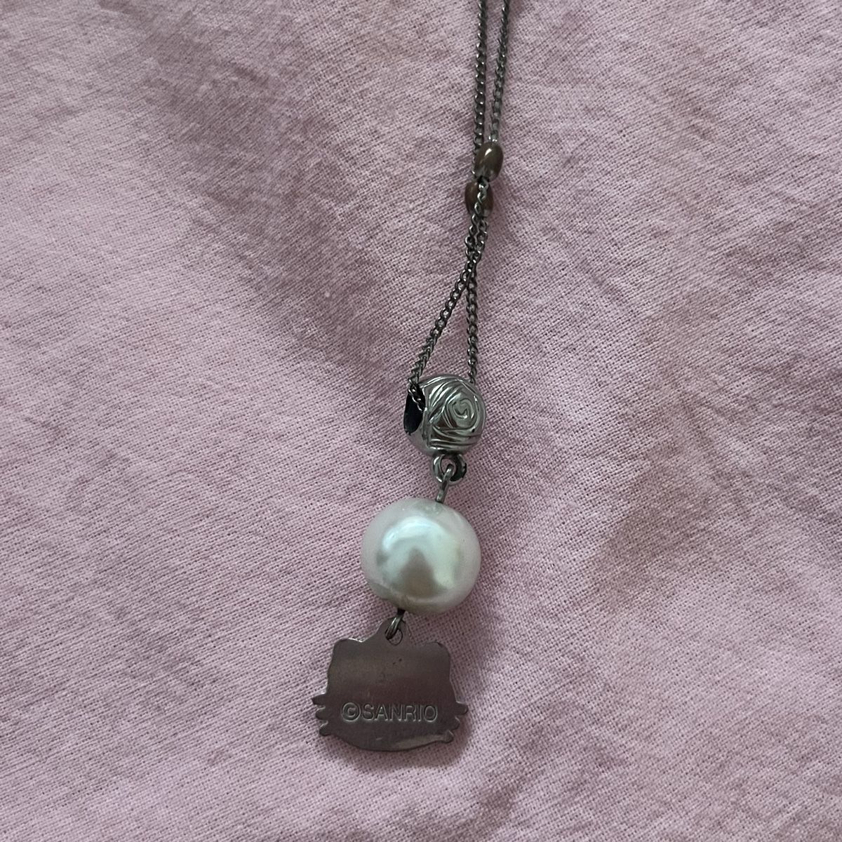 Colliers: Sanrio Collier Pendentif Hello Kitty – D'occasion à Le Grand-Saconnex par Koko.hime_ 1