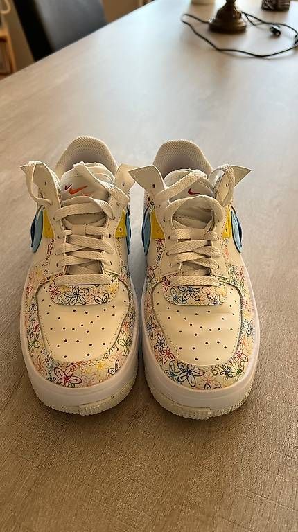 Nike Scarpe da donna: Nike Air Force 1 – Usato da Muttenz venduto da kim_6vx8 1