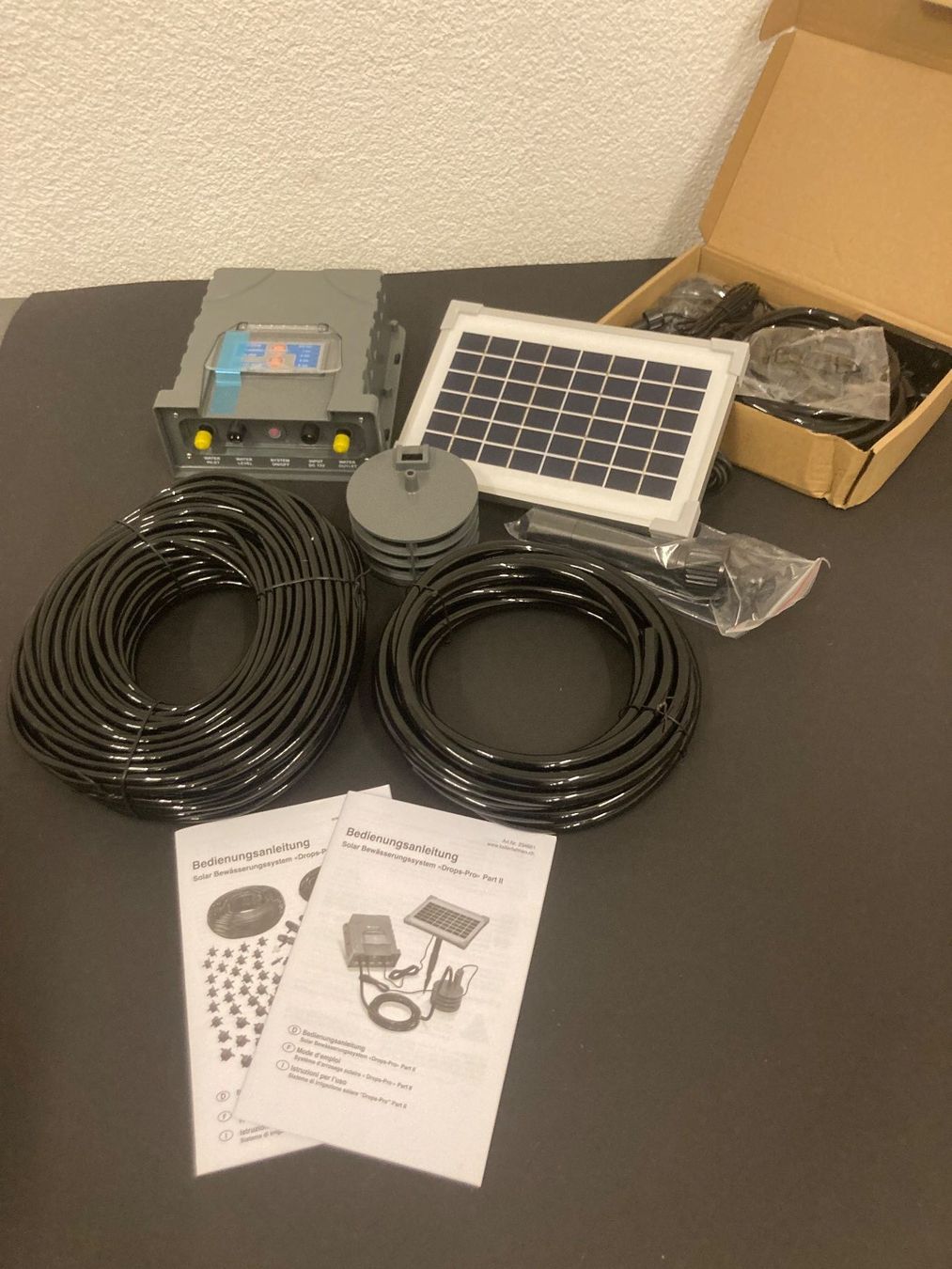 Rohre & Schläuche: Bewässerungssystem Solar Drops Pro – Neu (gemäss Beschreibung) aus Neuenhof von jorogo