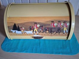 Vintage  Brotkaste n Metall *Appenzeller Motiv * Alpaufzug