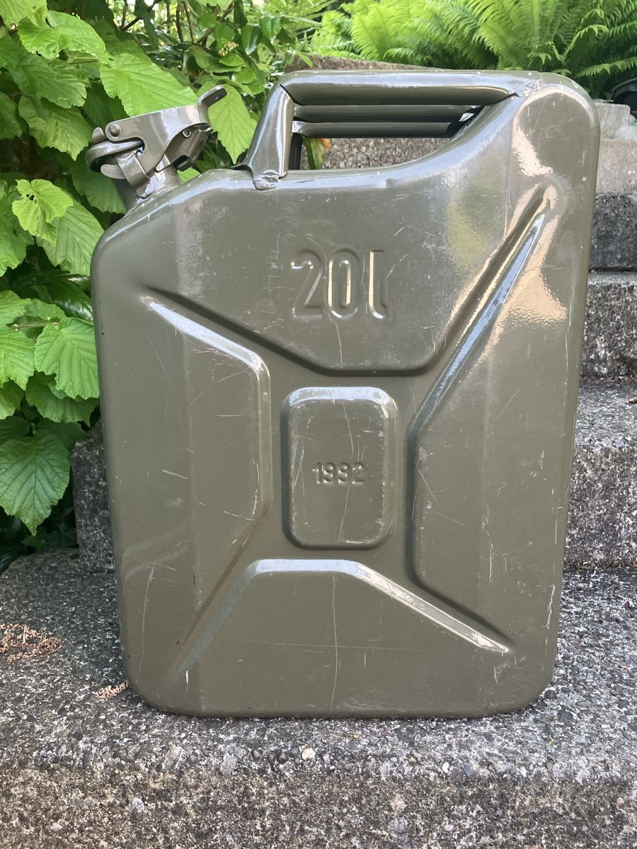 Accessori per altri veicoli: Benzintank Dieseltank Stahl – Nuovo (secondo la descrizione) da Wädenswil venduto da Messervice
