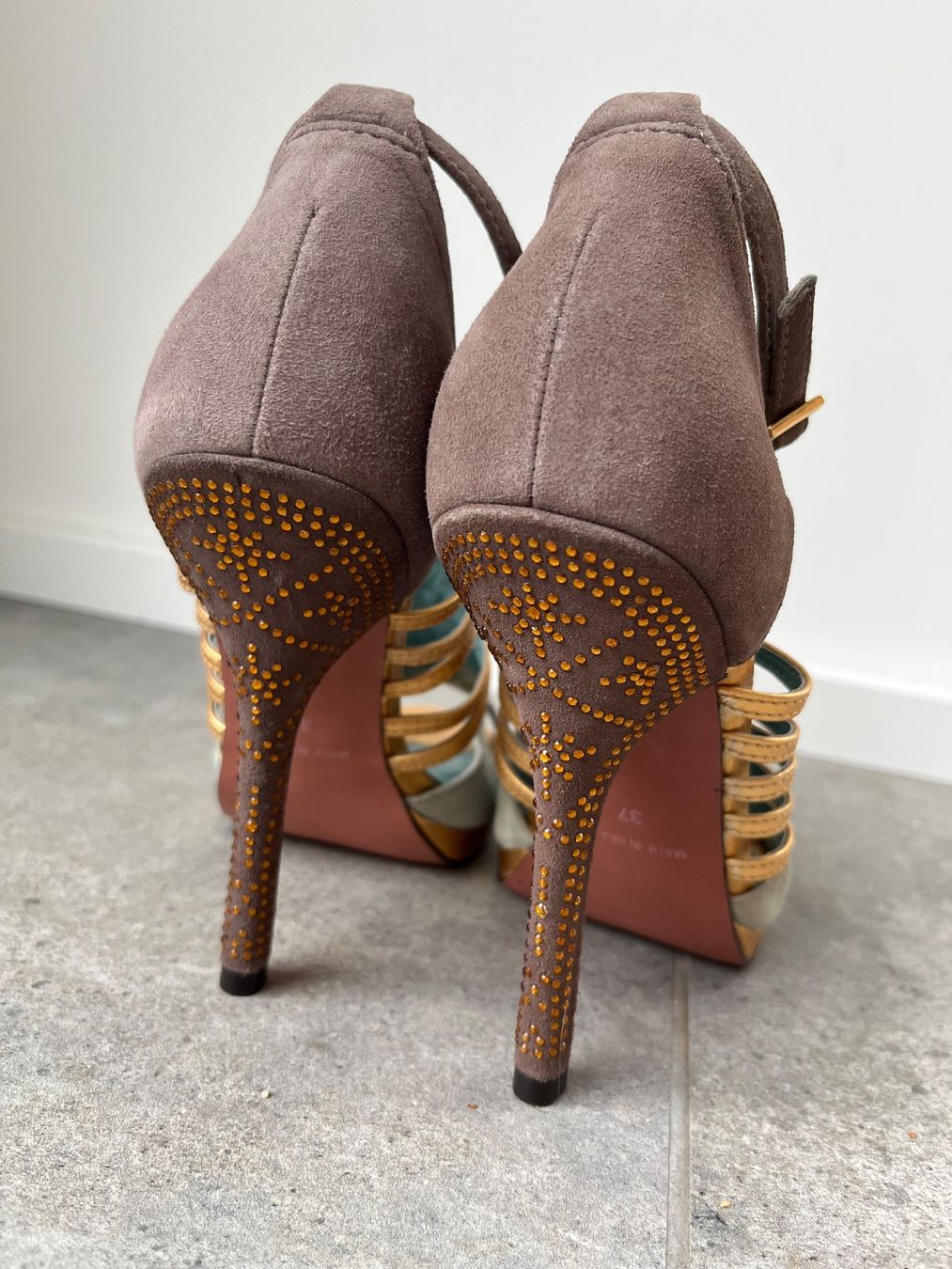 Kurt Geiger Scarpe da donna: Kurt Geiger Sandale Gr. 37 – Usato da Ebmatingen venduto da Londoner18 1