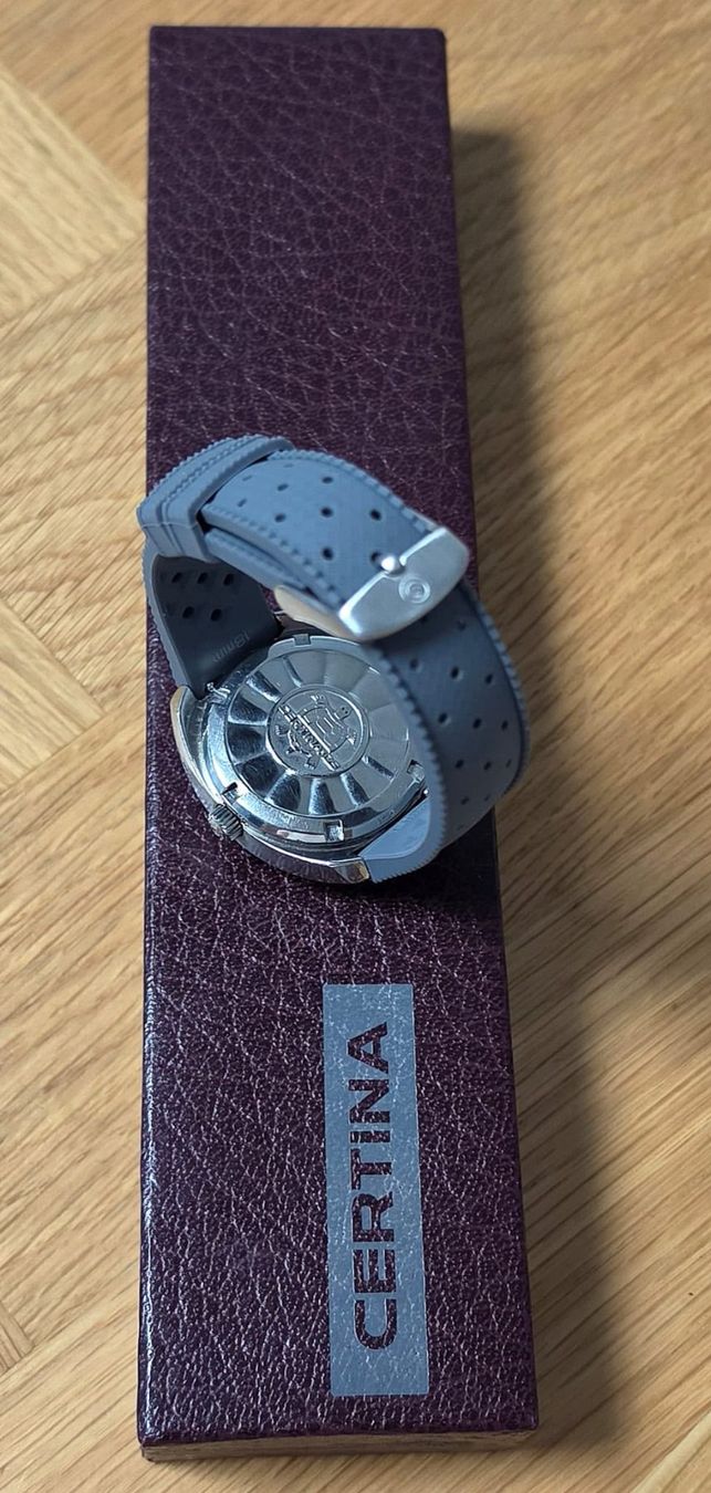 Certina Orologi: CERTINA DS - 2 Turtleback Edition, Day Date Automatic RAR – Usato da Neftenbach venduto da Taschen-Uhren 2