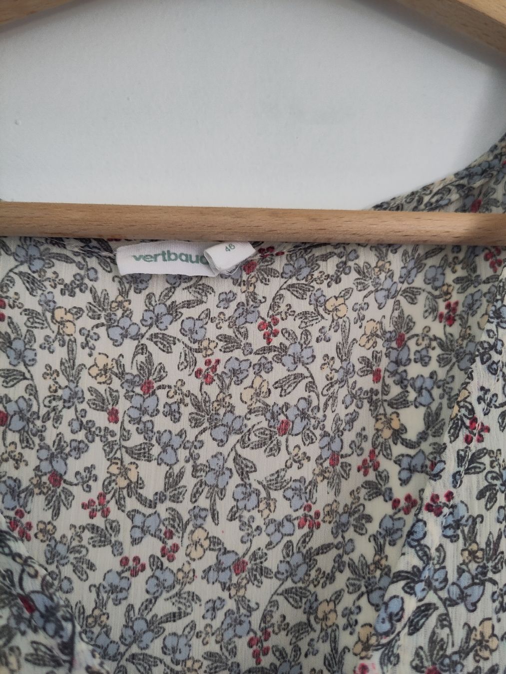 Vestiti: Vertbaudet Sommerkleid, Gr. 46, mit Blumenmuster – Usato da Ettenhausen TG venduto da Laib 2