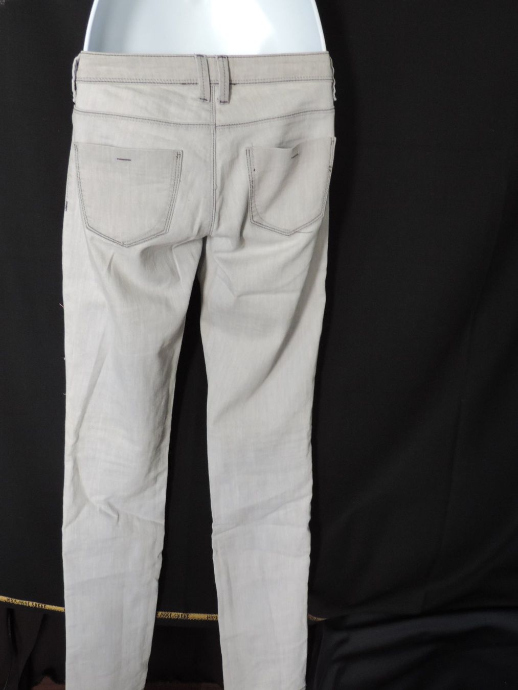 Jeans: jeans stretch gris – D'occasion à Genève par Axelle333 6