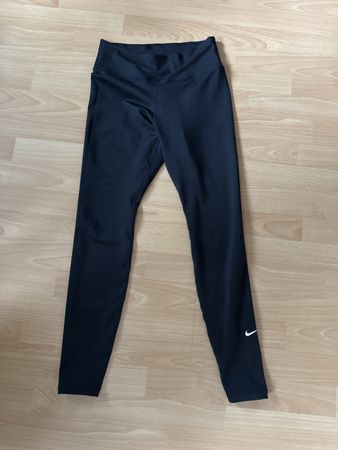 Nike Dri-Fit Leggings schwarz Grösse M guter Zustand