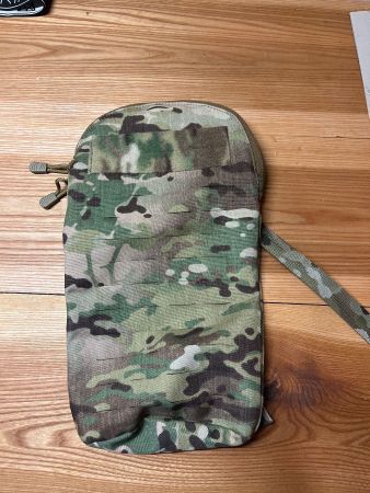 Trinkblase multicam Molle pouch