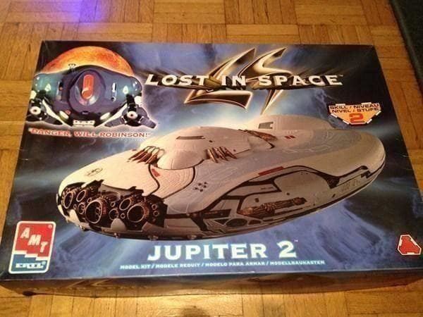 Kits de montage: LOST IN SPACE - "ROBOT" &  "JUPITER2" – Neuf (Voir description) à Dürnten par Nexomynon 4