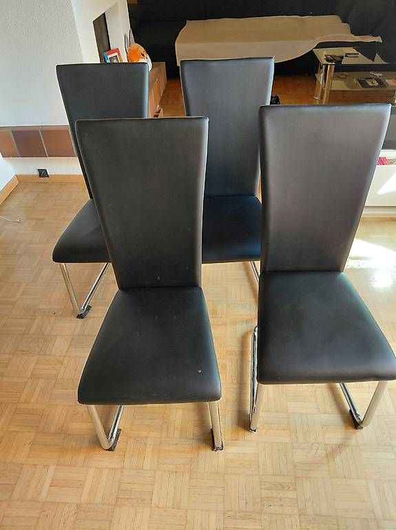 Stühle: 4 Stühle – Gebraucht aus Glattfelden von daniel0303