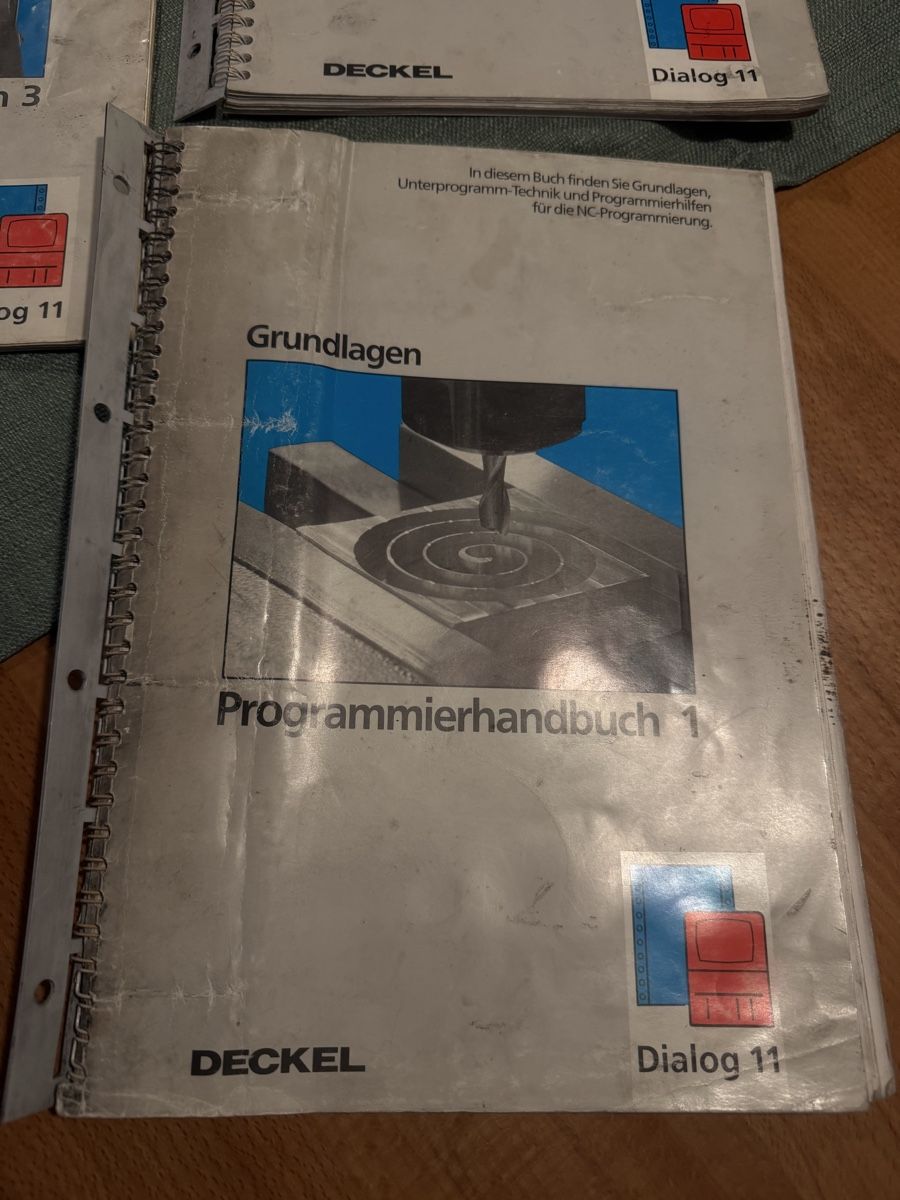Libri: Deckel Dialog 11 Programmierhandbuch gebraucht – Usato da Rüdlingen venduto da Lichee 1