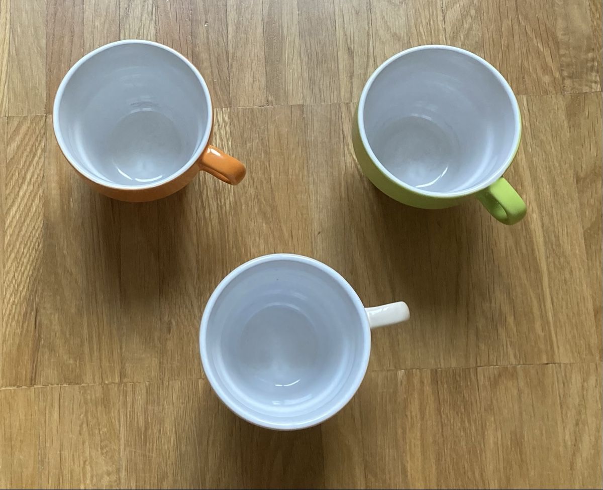 Tasses: Tassen, stapelbar, Keramik  – D'occasion à Zürich par Sick0 3