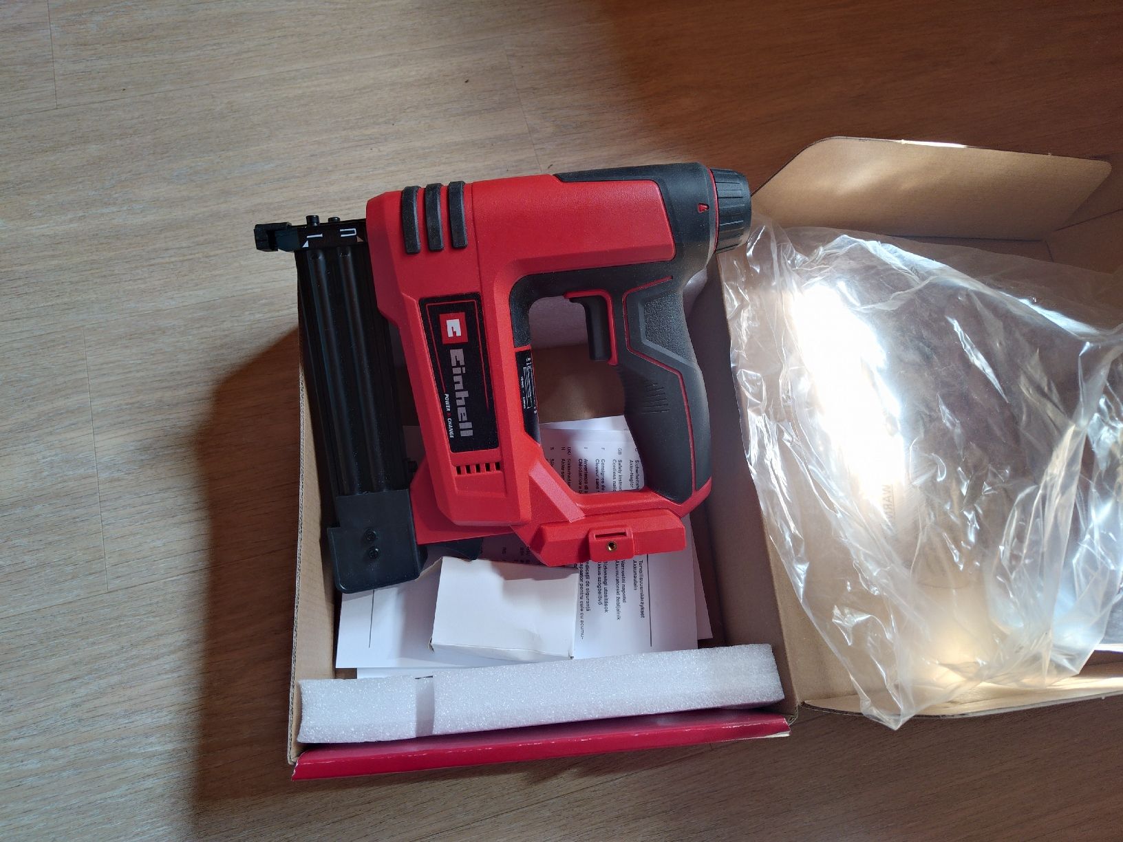 Einhell Tutti gli attrezzi: Einhell Akku Nagler – Usato da Rumlikon venduto da Mio- 2