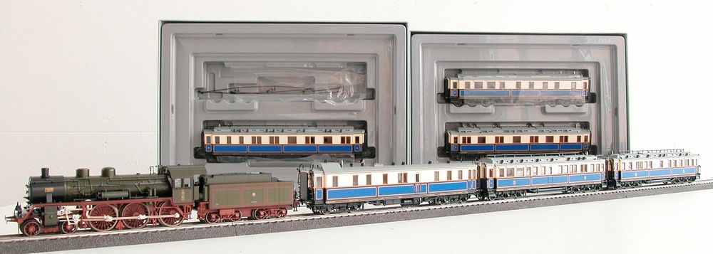 Märklin Hofzug Kaiser Wilhelm II 7teilig Spur H0 digital NEU Kaufen