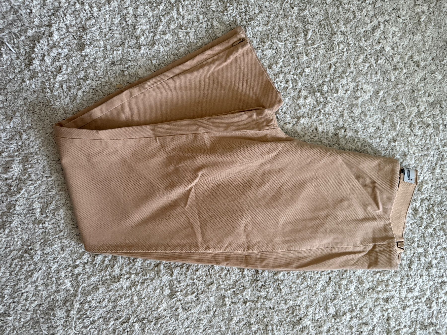 Pantaloni: Damenhose Adolfo Dominguez Gr38 – Usato da Küsnacht ZH venduto da nat_m97w 1