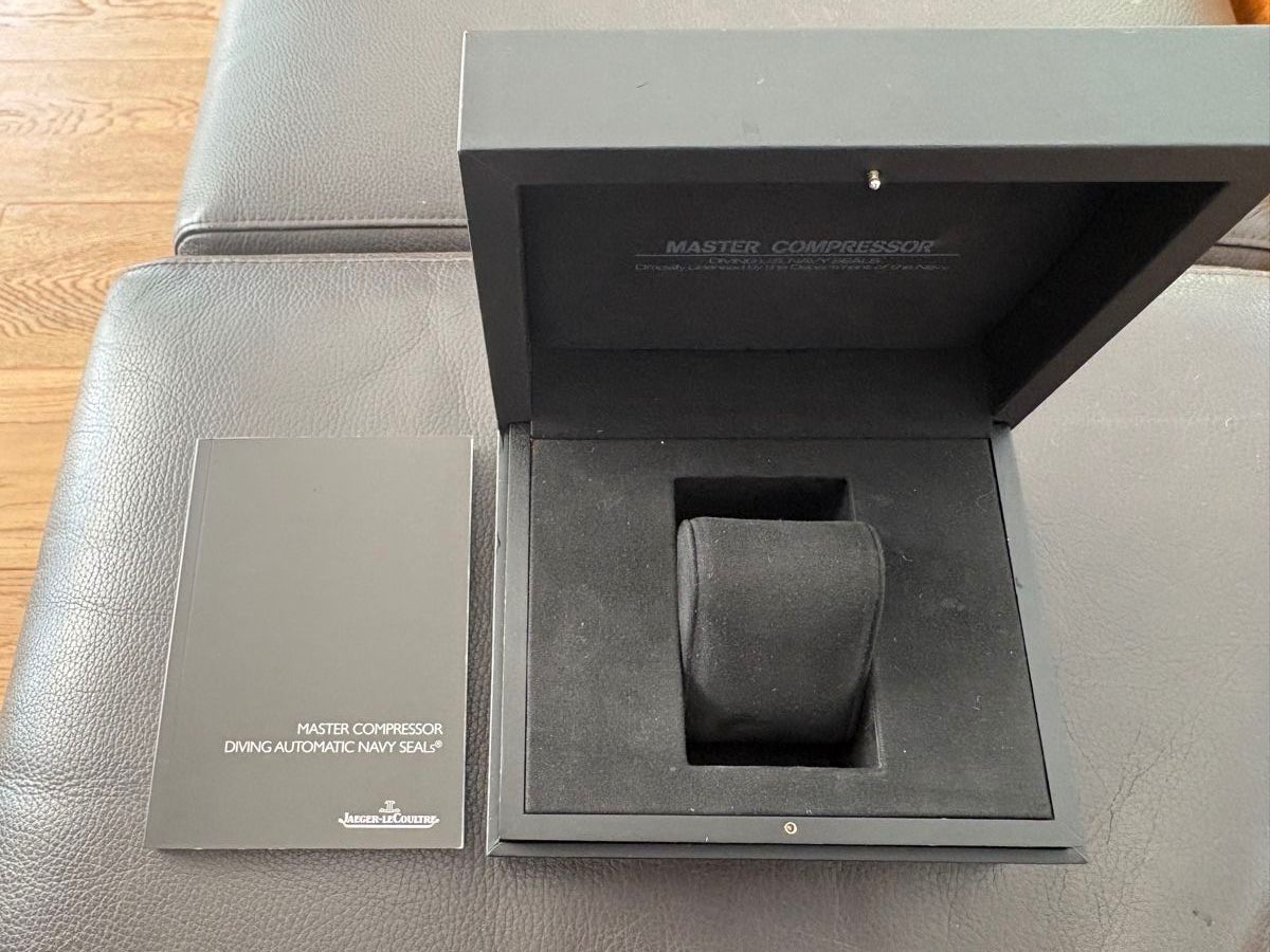 Scatole porta orologi: JLC display box and booklet – Usato da Belmont-Lausanne venduto da gtiz52006 5