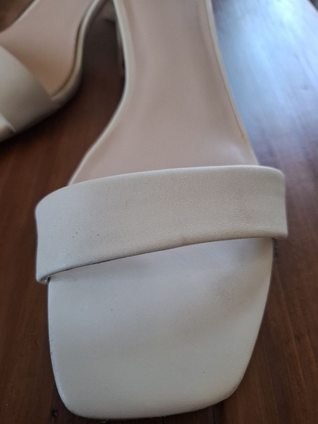 Aldo Scarpe da donna: Sandales Aldo crème taille 39  – Usato da Neuchâtel venduto da FloKo88 5