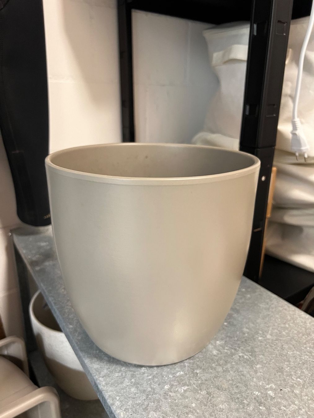 Vasi per fiori: Plant Pot l Blumentopf – Usato da Uitikon Waldegg venduto da sel_rs2d 1
