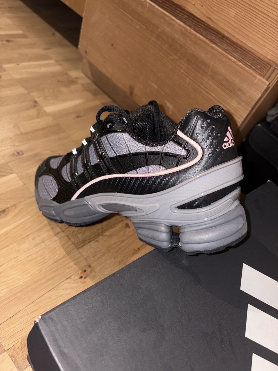 Herrenschuhe: adidas ozweego pro – Neu (gemäss Beschreibung) aus Rombach von akiromay 4