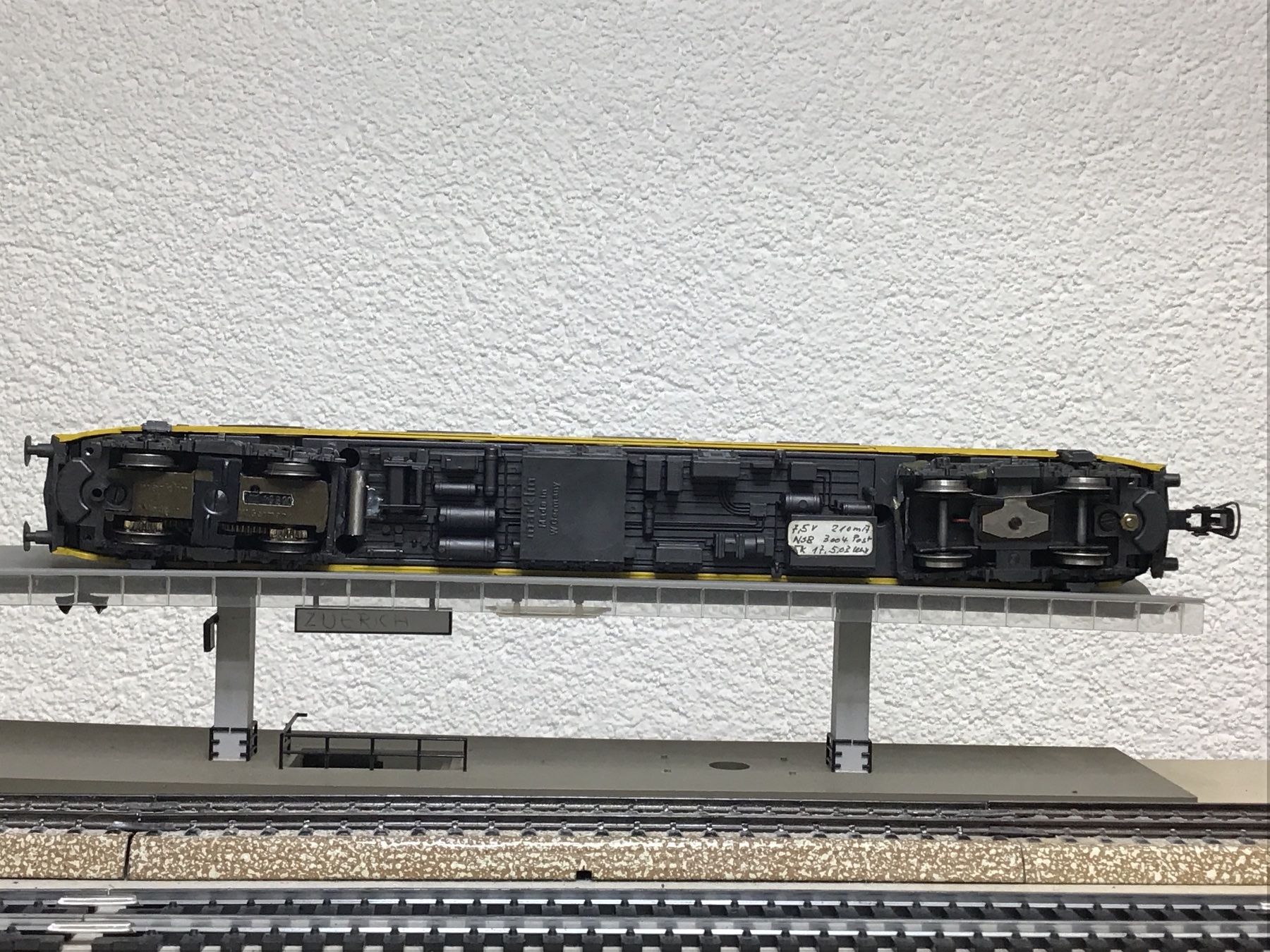 Märklin Modellini di ferrovie: Holländische Märklin H0 Lok – Usato da Männedorf venduto da Spezial-Modelle 3